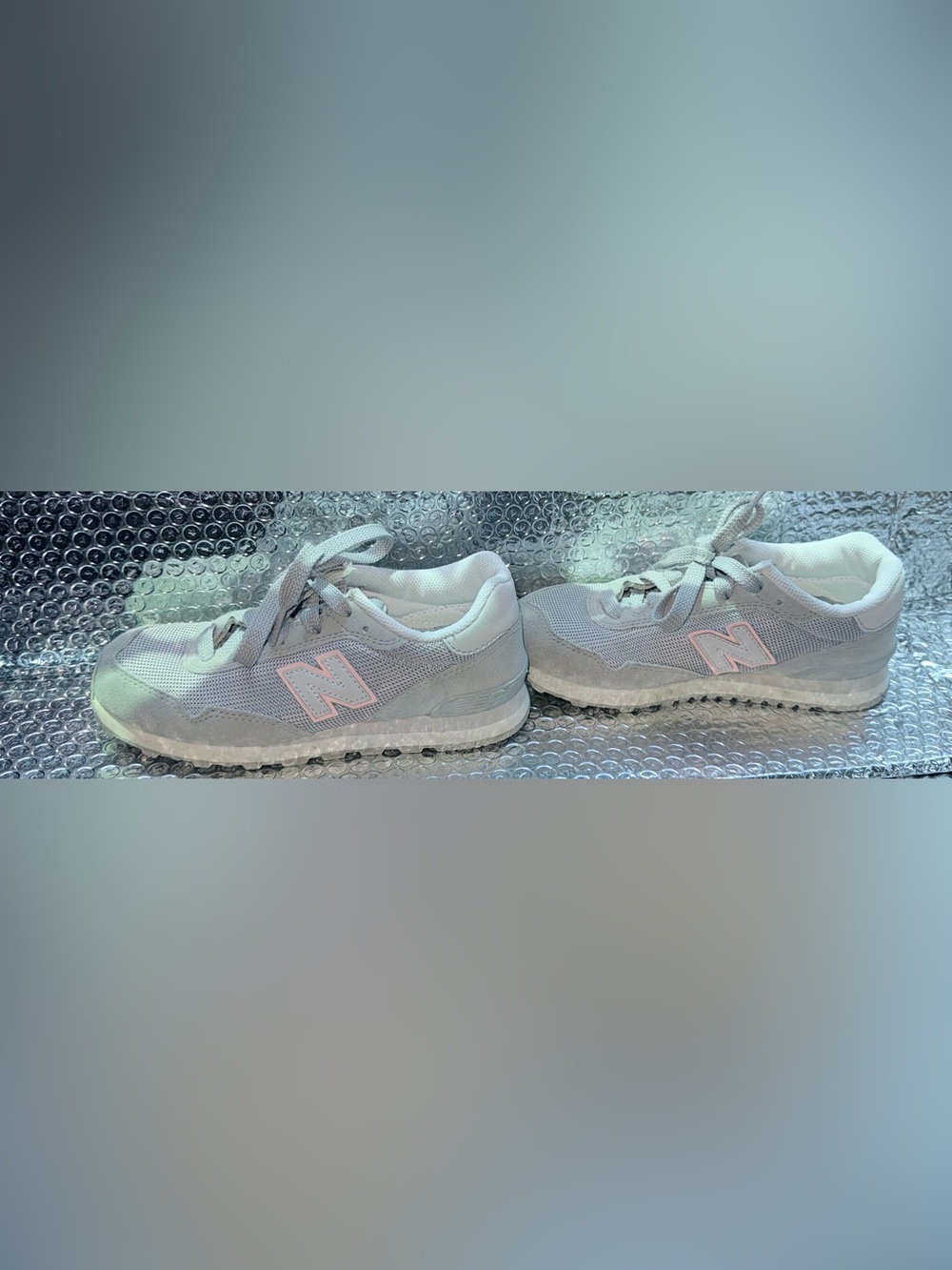 New Balance Kids Gray Sneakers with Pink N Logo Trim - Picture 3 of 6